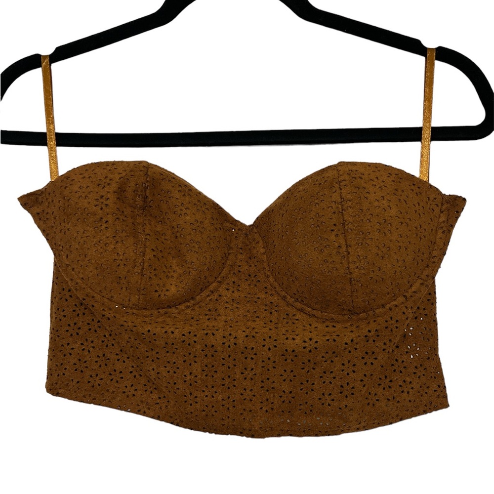 Corset style zip up crop top •country style •crop •cutout detailing •zipper